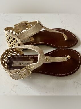 Steve Madden Women’s Size 8 Gold Sandals